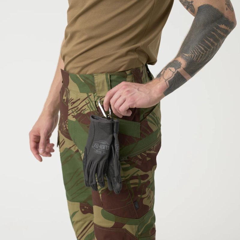 HELIKON Krátke nohavice UTS 11" PolyCotton Stretch Ripstop - olive green (SP-UTK-SP-02)