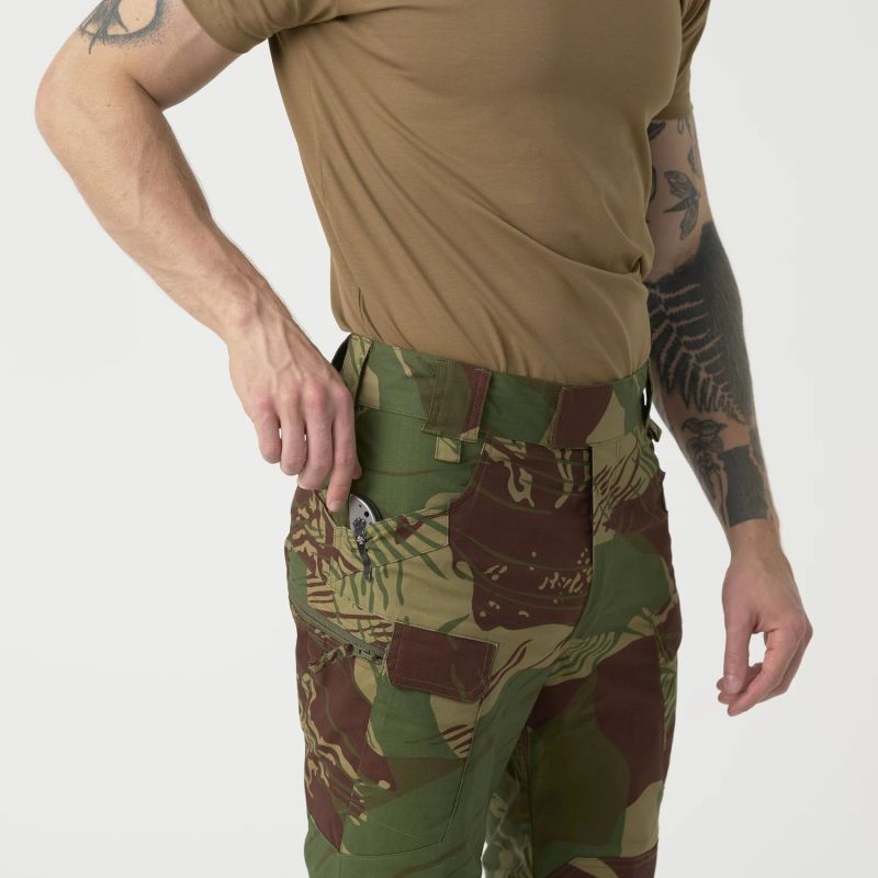 HELIKON Krátke nohavice UTS 11" PolyCotton Stretch Ripstop - olive green (SP-UTK-SP-02)