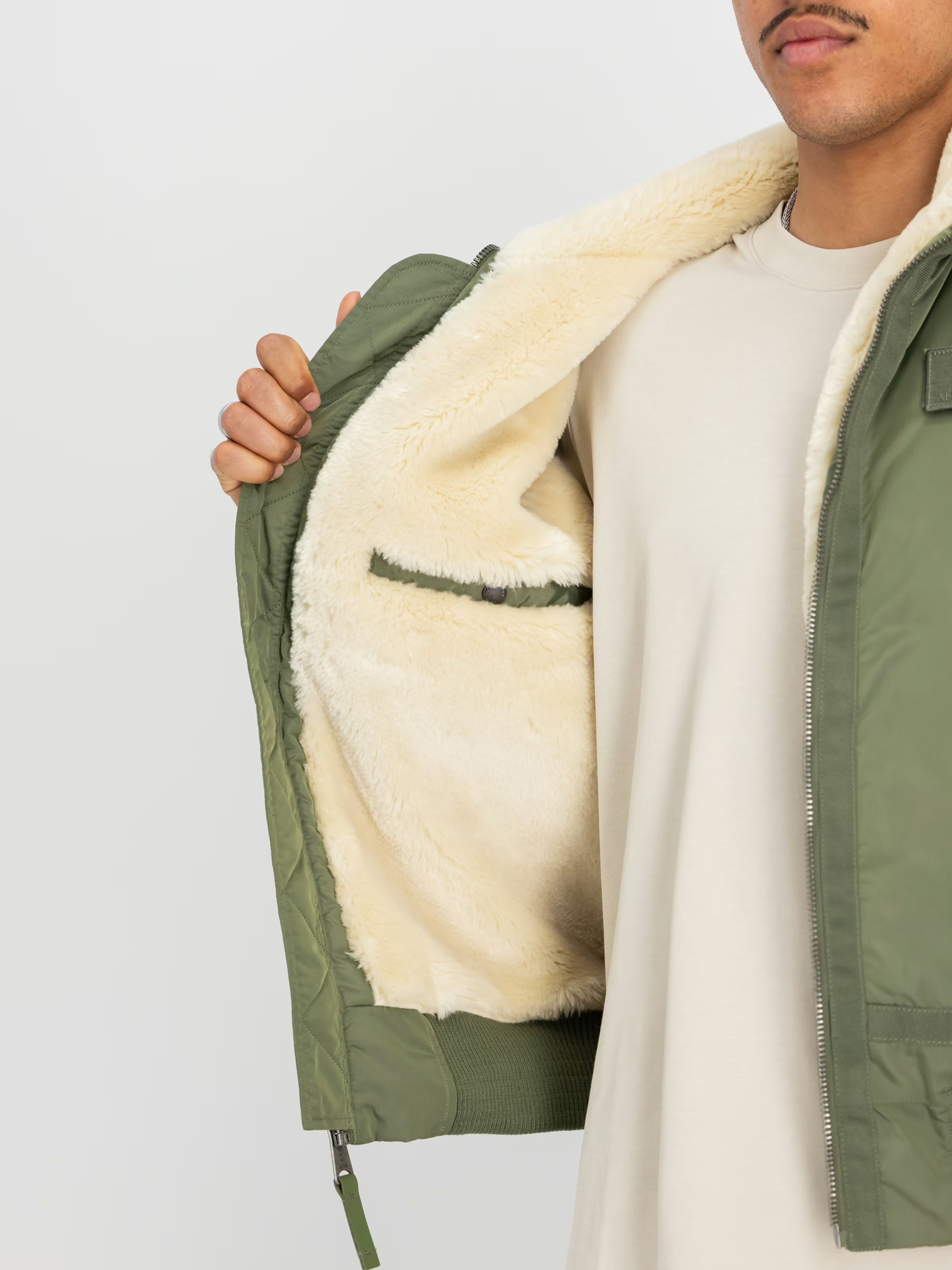 ALPHA INDUSTRIES Bunda B15-3 TT - sage green (198122/01)