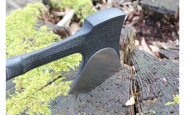 MFH Sekera oceľová čepeľ, gumená rukoväť (27761)