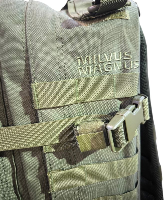 WANDRACK TACTICAL Batoh Milvus Magnus - green