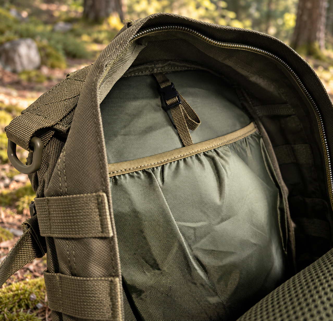 WANDRACK TACTICAL Batoh Milvus Mk2 - green