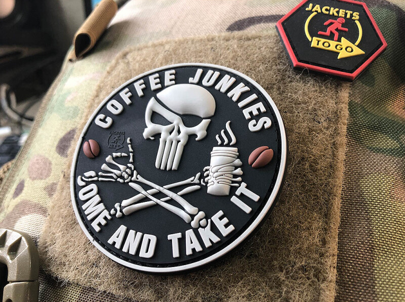 JTG 3D PVC Nášivka/Patch Coffee Junkies - black / white