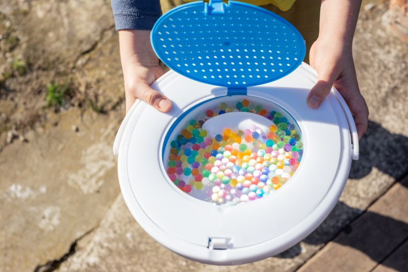 Vedierko na vyrobu gelovych guliciek, blue