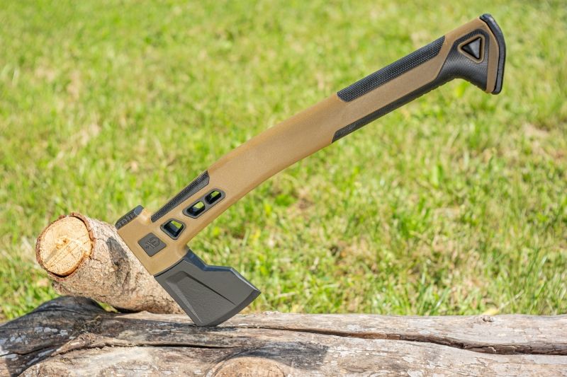 GERBER Sekera Bushcraft Hatchet - coyote