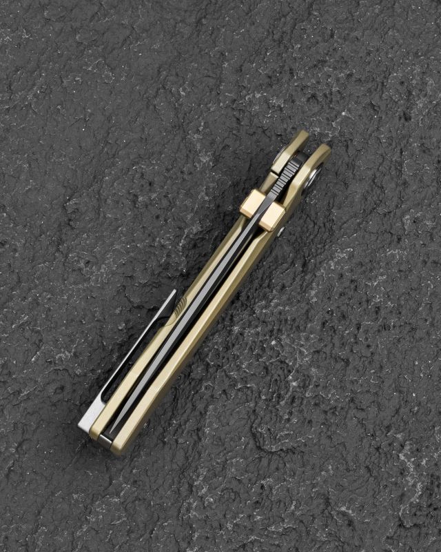 BESTECH Zatvárací nôž WET NELLIE ButtonFrameLock Grey PVD - bead blasted bronze (BT2505D)